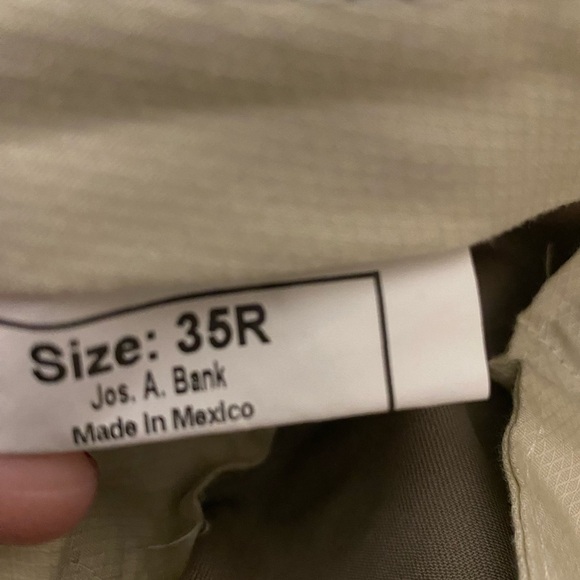 Jos. A. Bank Tailored Fit Signature Dress Pants 100% Wool - Picture 3 of 5